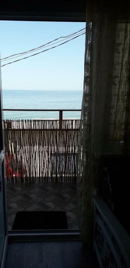 Apartment Moe More Οδησσός Εξωτερικό φωτογραφία